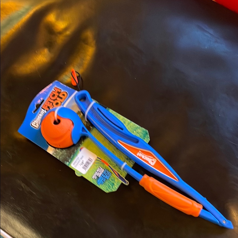 Chuckit Dog Ball Launcher New on the Card